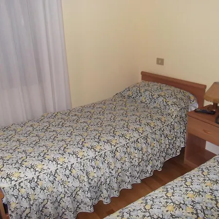 Отель Da Romano Падерно-дель-Граппа